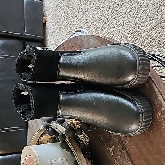 Pajar Canada Waterproof Boots - Picture 2 of 5